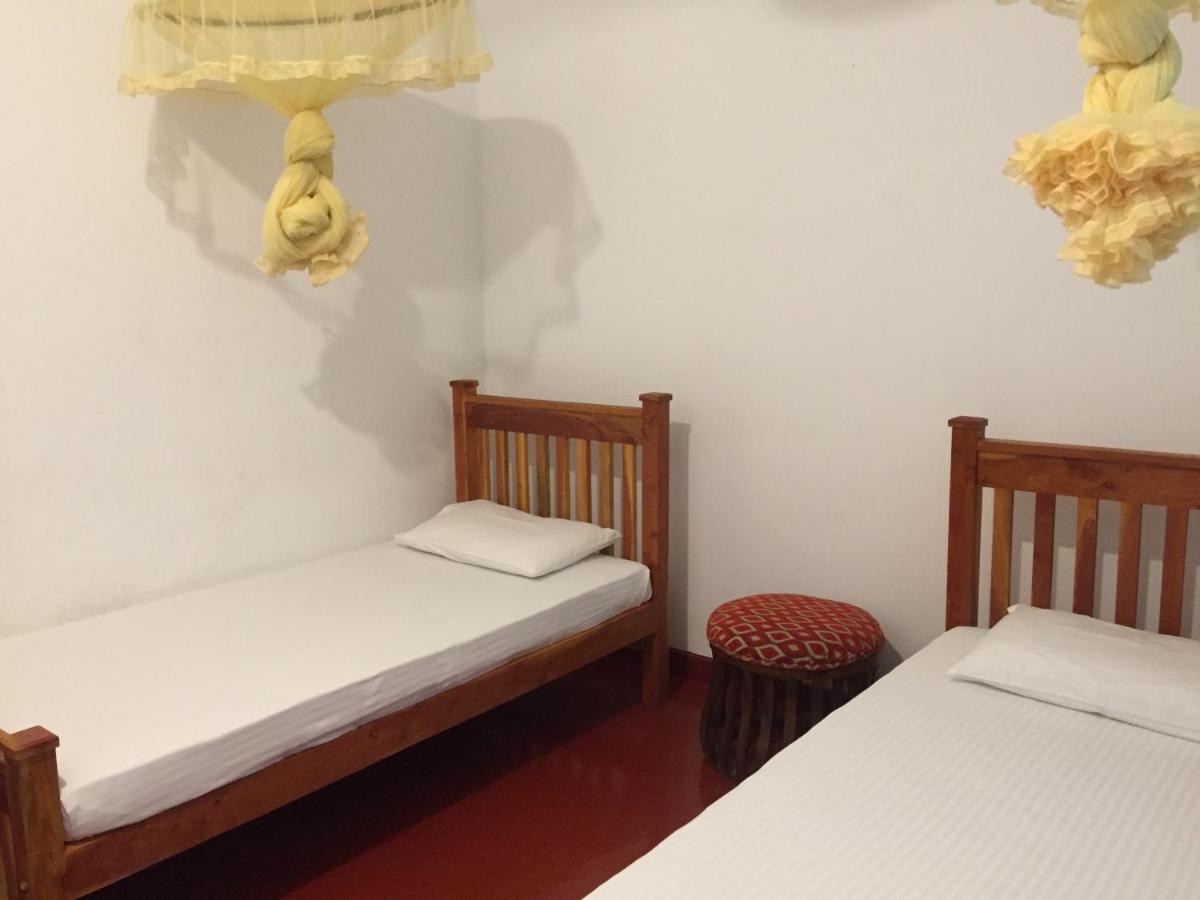 Best Hostel Yala 蒂瑟默哈拉默 外观 照片